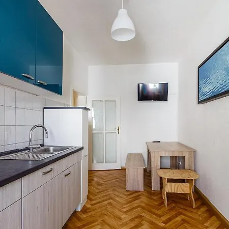 Gemuetliche Monteurwohnung In Gohlis-sued Leipzig