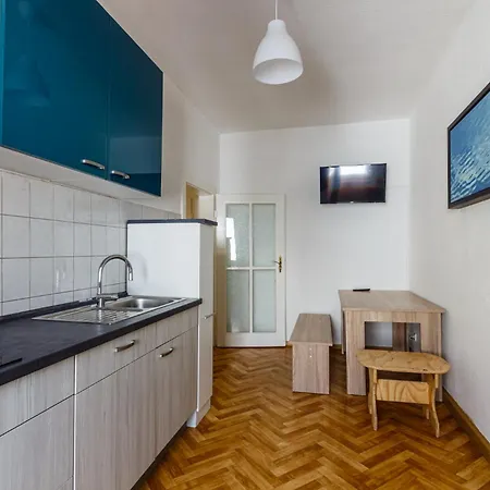 Gemuetliche Monteurwohnung In Gohlis-sued * Leipzig